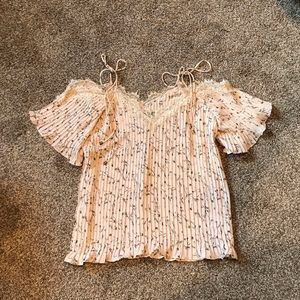 Vanessa Virginia eyelash lace detail blouse